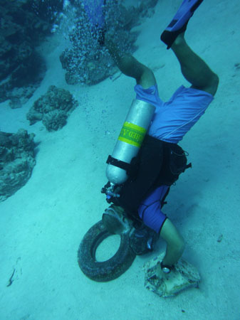 Avarua underwater cleanup (5)